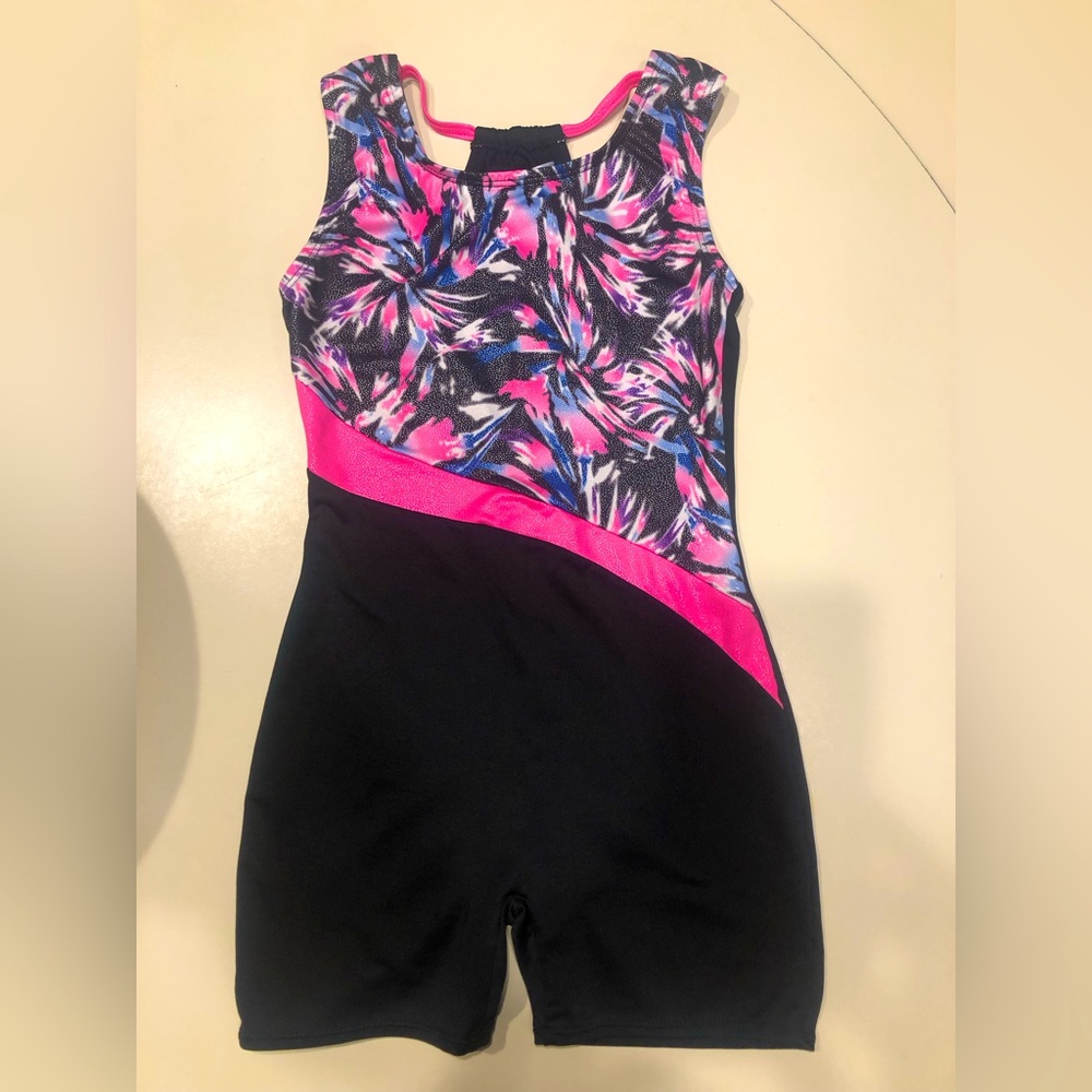 Girls Danskin Leotard. Size 7/8/Medium